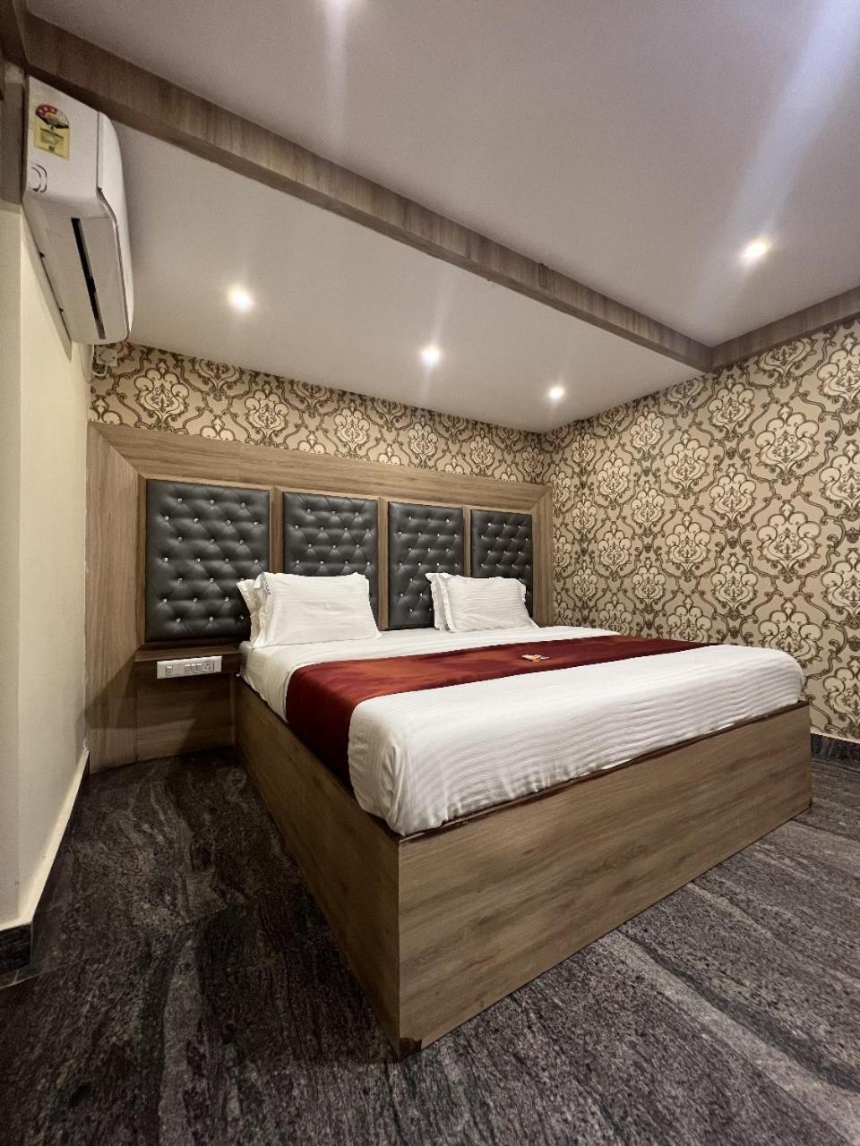 Dreamz Lodge Bangalore Exterior photo